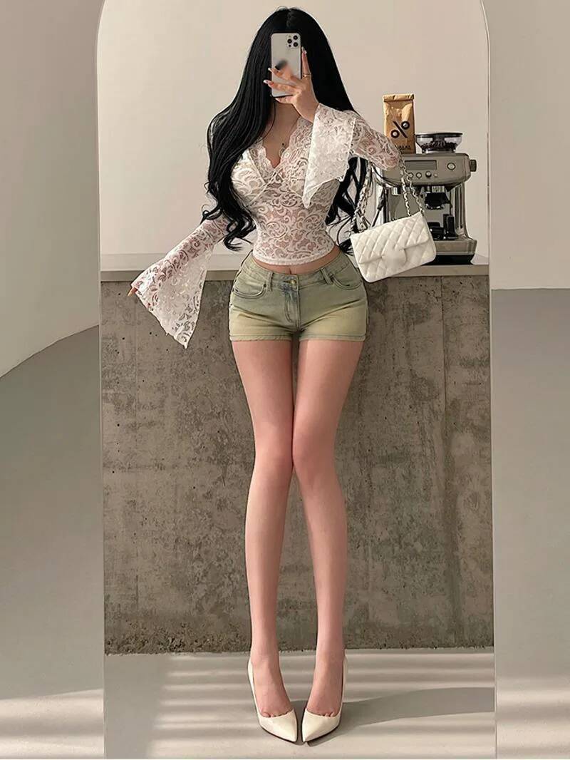 Korean Manga Hot Girl Sexy Tig - Street Fashion Korean Girl recension och pris