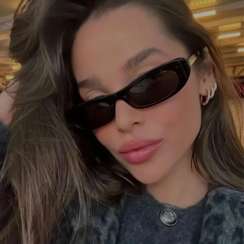 New Retro Oval Frame Sunglasse - Street Fashion Shoot recension och pris