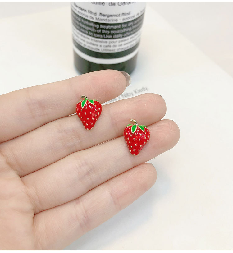 Acrylic Strawberry Earrings Fa - Street Fashion Shoot recension och pris