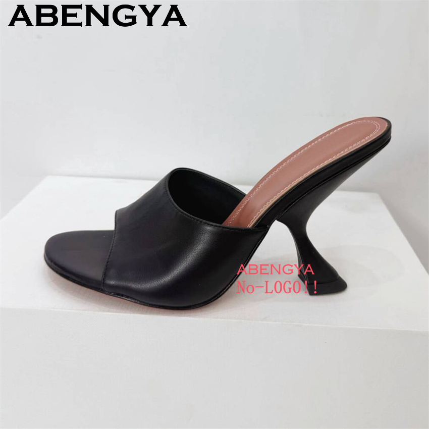 StrangeThin High Heel Slippers - Street Fashion Rome 2026 recension och pris