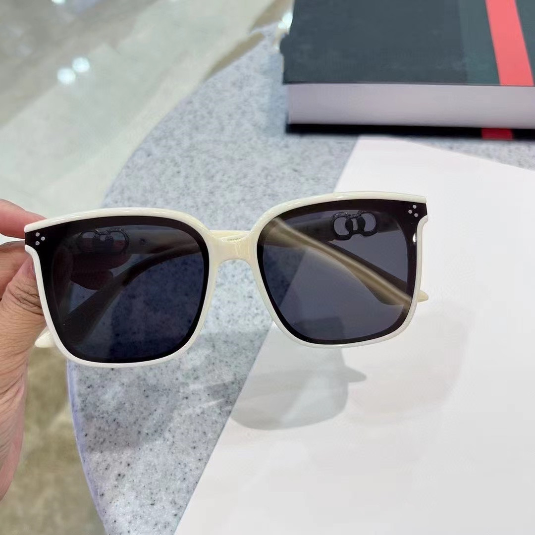 Same Style New Women's Sunglas - Street Fashion Shoot recension och pris